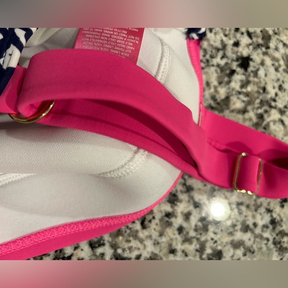 NWT Lilly Pulitzer for target swimsuit & matching pareo/sarong - Picture 3 of 11